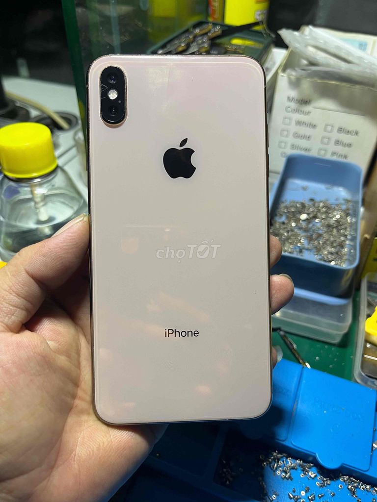 iPhone Xs Max 64GB Vàng đồng Like New. Mua bán Điện thoại tại Thành phố Dĩ An Bình Dương được đăng bởi anh ngọc anh hình 1