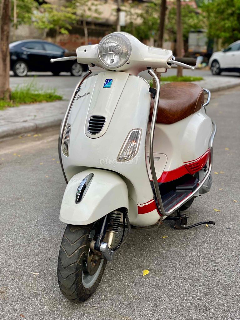 Vespa 3vie chính chủ đk 2014 đề êm