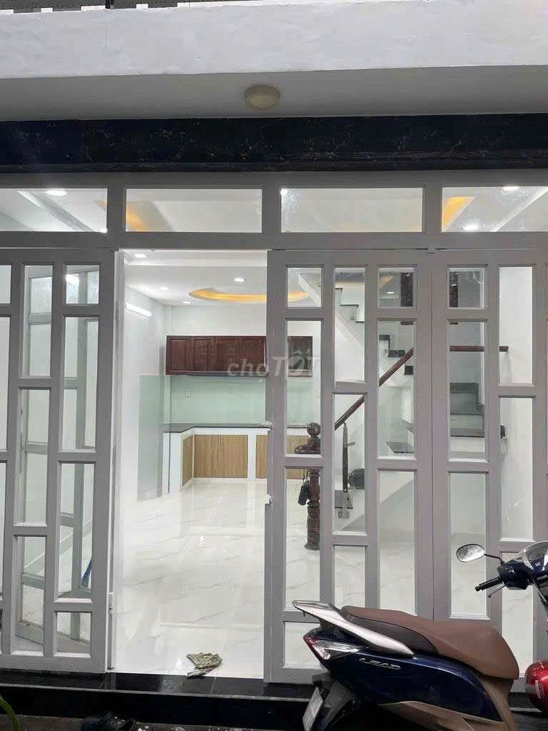 Аренда · 2 комн. · 30 м² · Quận Tân Bình, ул. Đường Đất Thánh