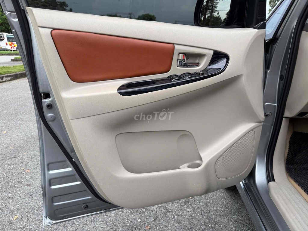 Toyota Innova 2013 2.0G - 170000 km. Mua bán Ô tô tại Huyện Củ Chi Tp Hồ Chí Minh được đăng bởi Linh mua bán ô tô bình dương hình 12