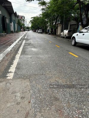 Bán Đất 80,5m2 Mặt Phố ô tô tránh Cự Khối Long Biên Kinh Doanh. Mua bán đất tại Quận Long Biên Hà Nội được đăng bởi Nguyễn Hữu Đảm