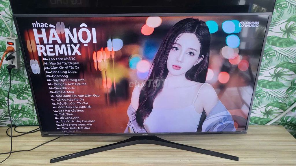 Siêu phẩm Smart Tivi Samsung 49" màn 4k viền nhôm