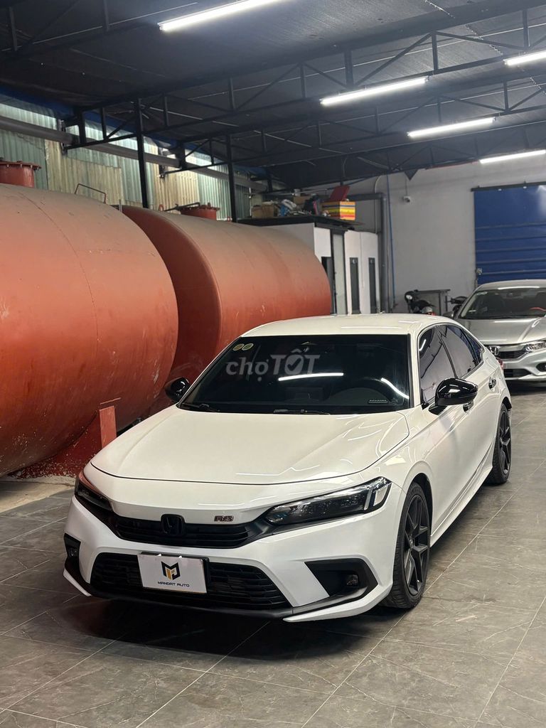 Honda Civic RS 2023 Trắng 54000 km. Mua bán Ô tô tại Huyện Hóc Môn Tp Hồ Chí Minh được đăng bởi Đạt hình 4