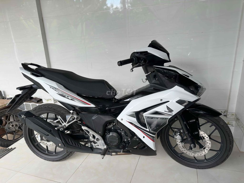 bán winner X v3 chính chủ. Mua bán Xe máy tại Huyện Vũng Liêm Vĩnh Long được đăng bởi TN hình 2