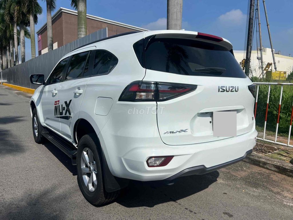 Isuzu Mu X 2022 B7 4x2 MT - 70000 km chuẩn zin. Mua bán Ô tô tại Thành phố Thủ Đức Tp Hồ Chí Minh được đăng bởi Tân hình 6