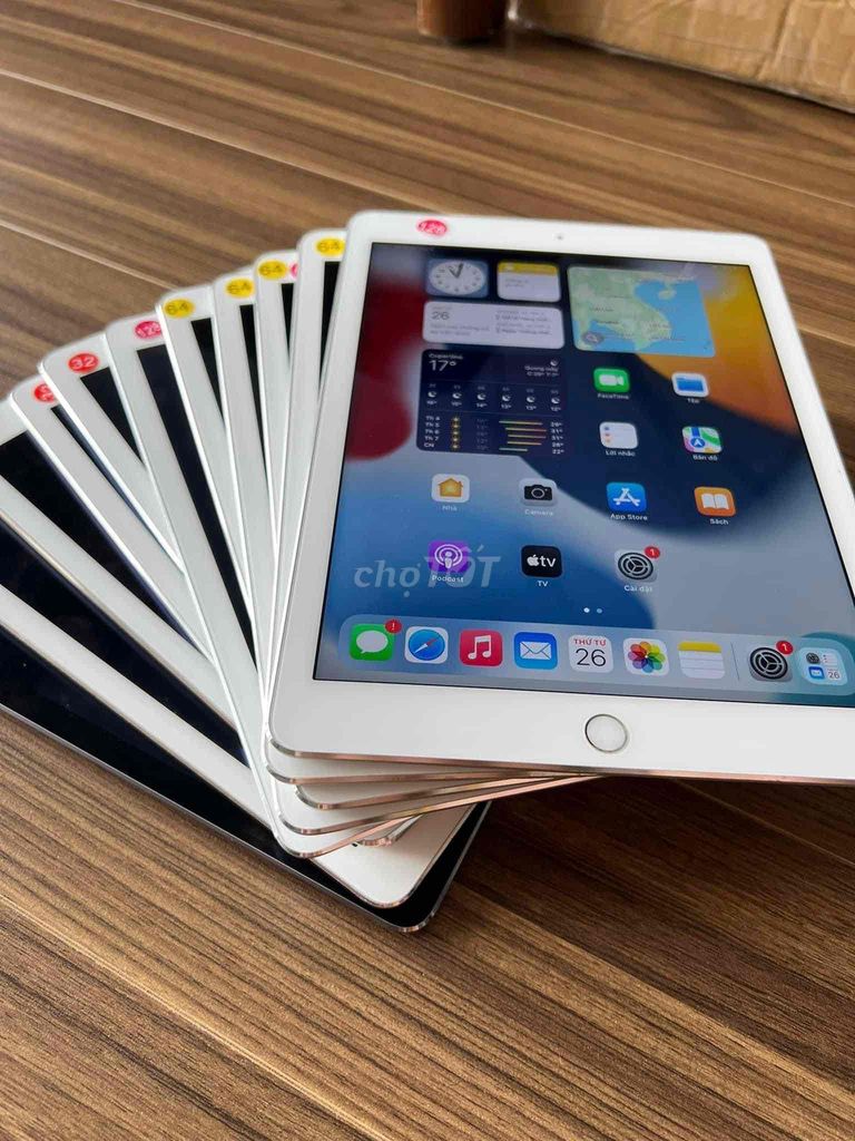 ipad gen 5 giá 2.200.000 / ipad air giá 1.200.000