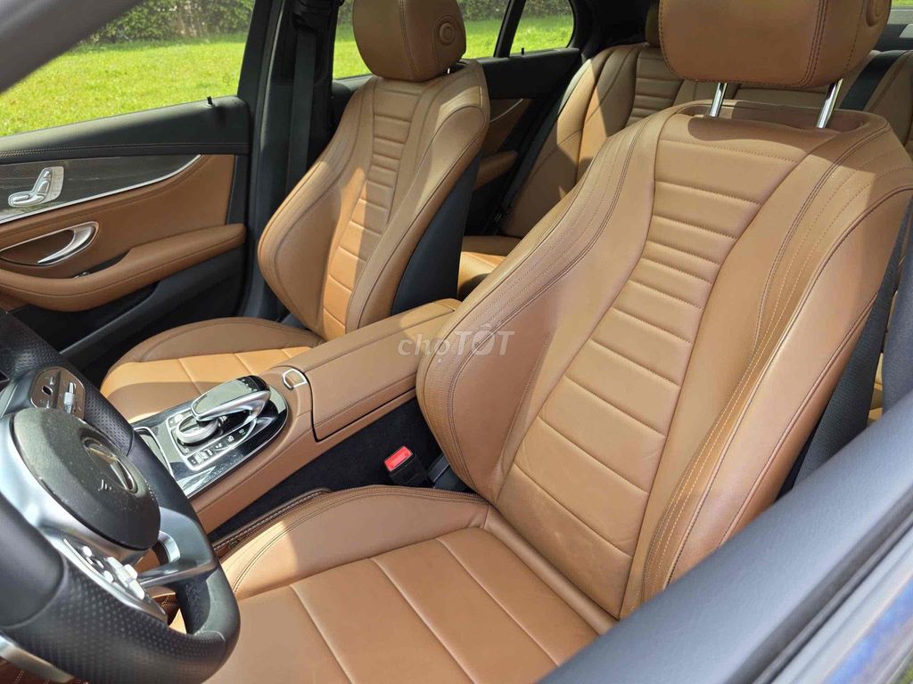 Mercedes E300 AMG 2020 Siu Lướt 22.000 km. Mua bán Ô tô tại Quận Bình Tân Tp Hồ Chí Minh được đăng bởi Hoàng Thọ hình 10