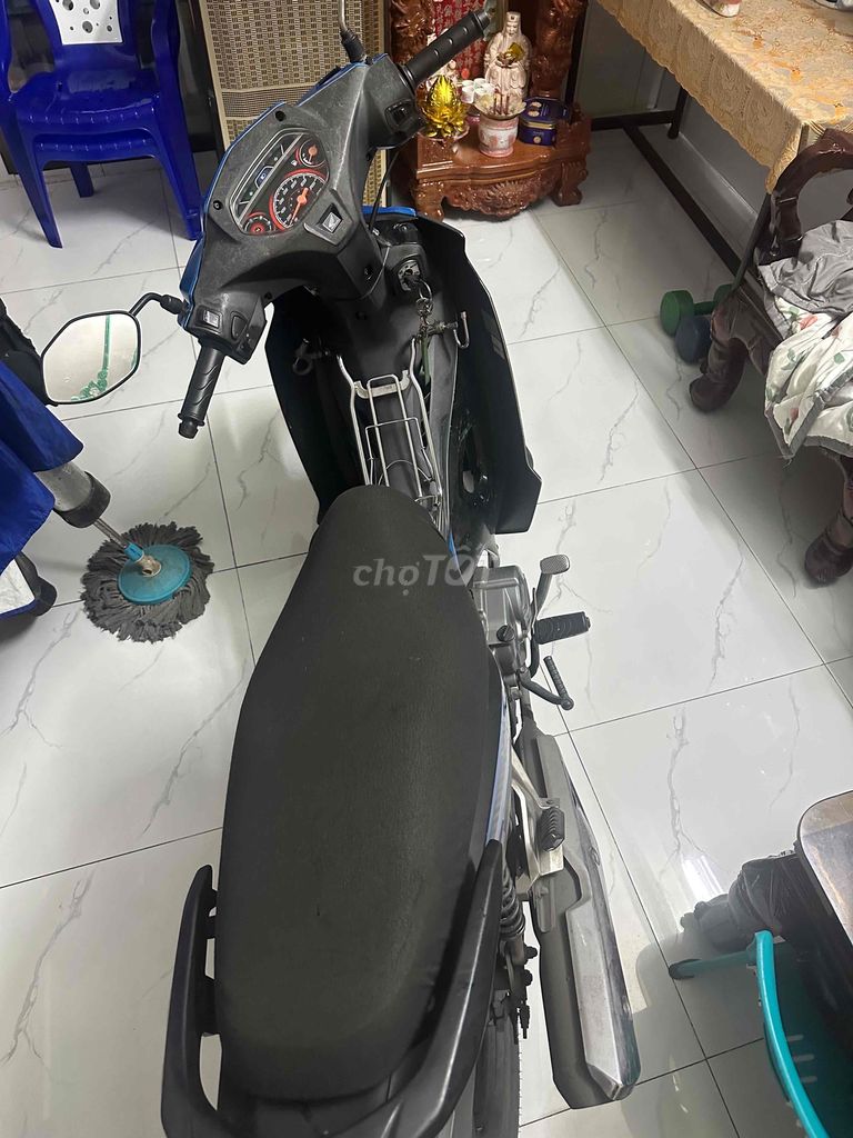 Xe blade zin, có cavet giấy tờ xe đầy đủ. Mua bán Xe máy tại Quận 6 Tp Hồ Chí Minh được đăng bởi Lê Hoàng Phúc hình 1