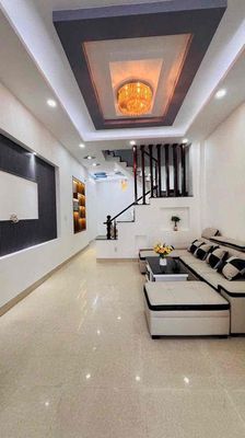 Nhà phố 60 m² · 3 PN · Đường Thạnh Lộc 19