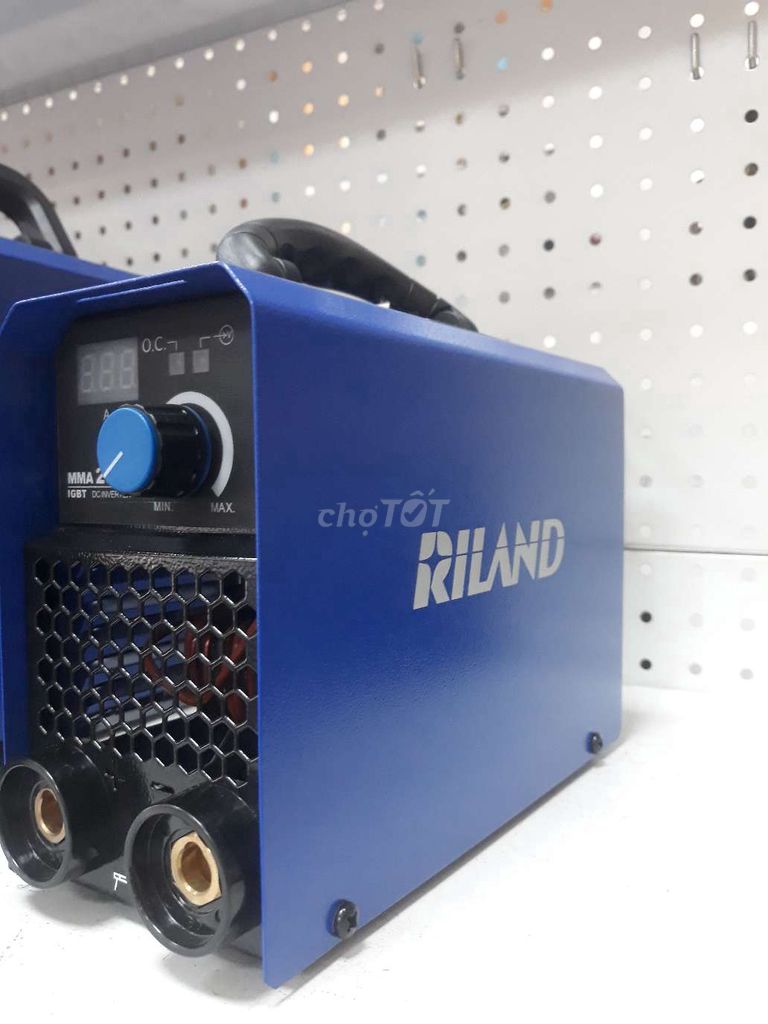 Máy hàn Riland MMA 200E xã nhanh chỉ 1 con. Mua bán Đồ chuyên dụng, Giống nuôi trồng tại Thành phố Thủ Đức Tp Hồ Chí Minh được đăng bởi máy móc dụng cụ cầm tay chính hãng hình 1
