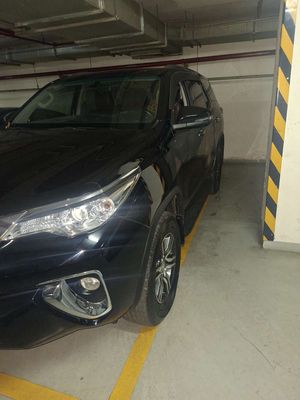Toyota Fortuner 2019 Đen 75.000km