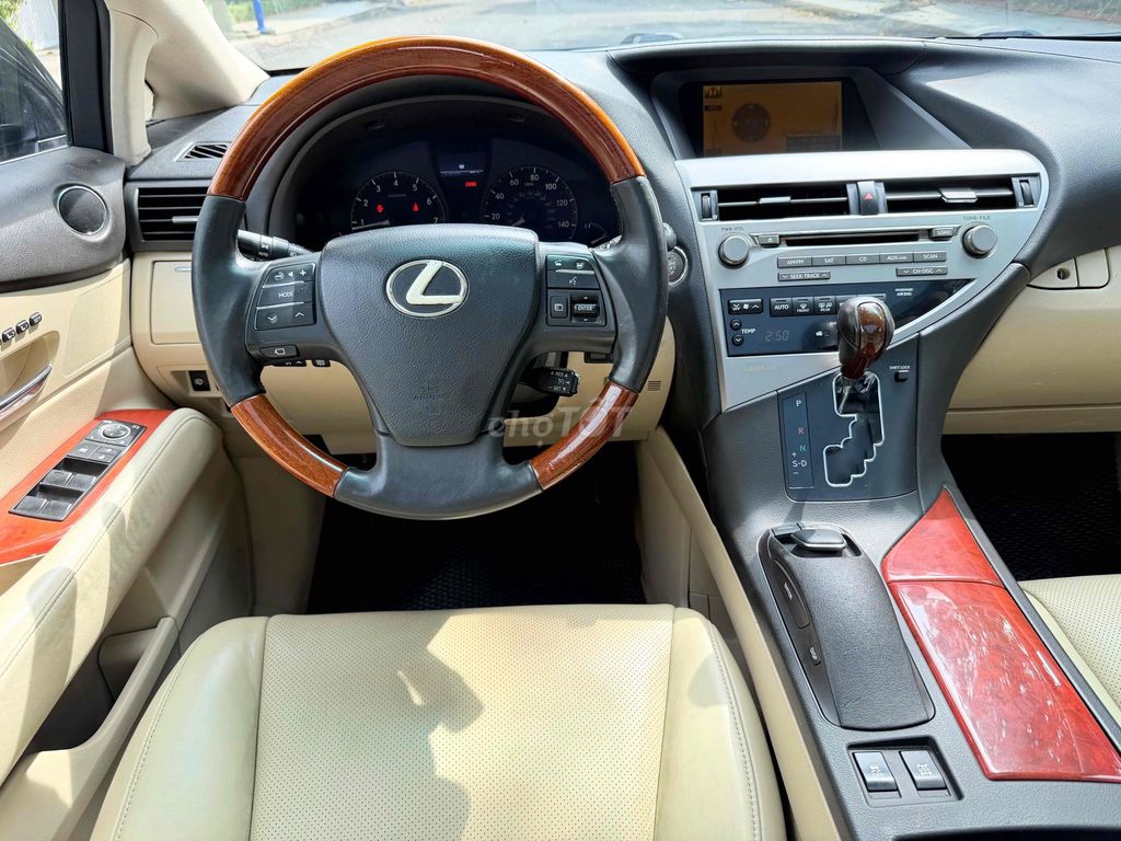 Lexus RX 350 AWD Bản Full Kịch Model 2011 ✅. Mua bán Ô tô tại Thành phố Dĩ An Bình Dương được đăng bởi Nguyễn Sơn Auto hình 8