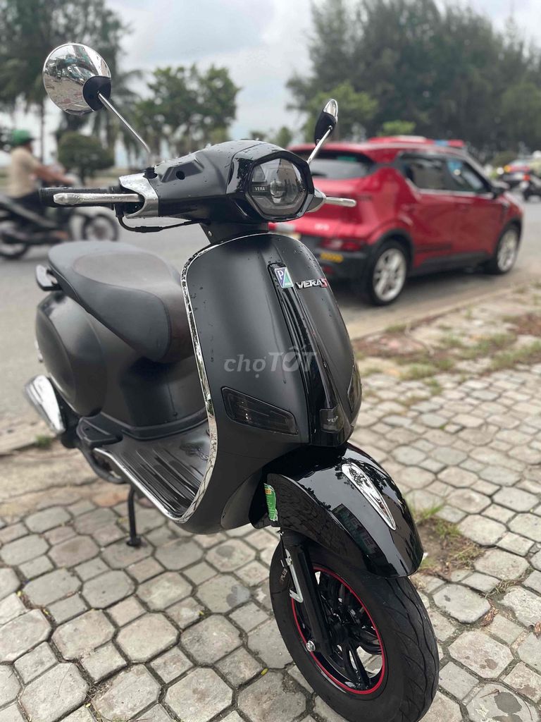 Vespa 50cc Vera S1 2026 куплена пару месяцев назад, отличная