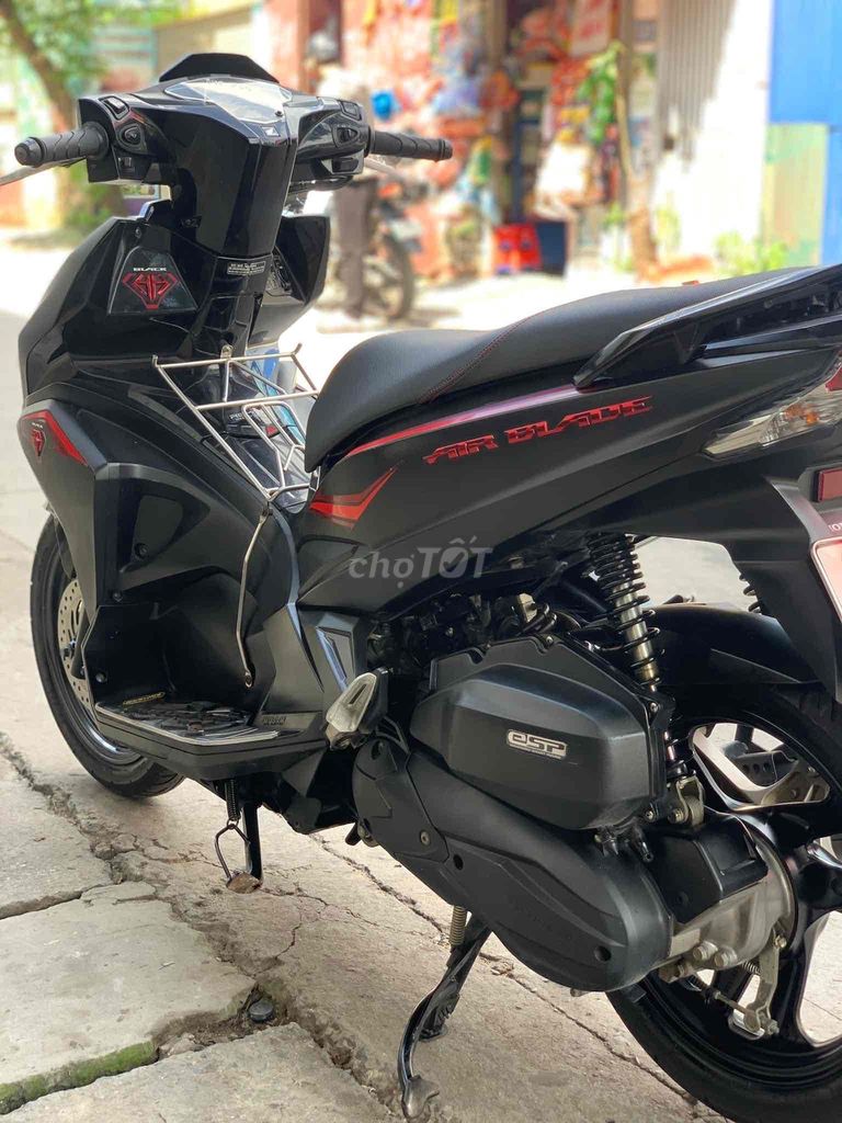 Honda Airblade 125 dky 2020. Mua bán Xe máy tại Quận Bắc Từ Liêm Hà Nội được đăng bởi Cẩm Hương hình 4