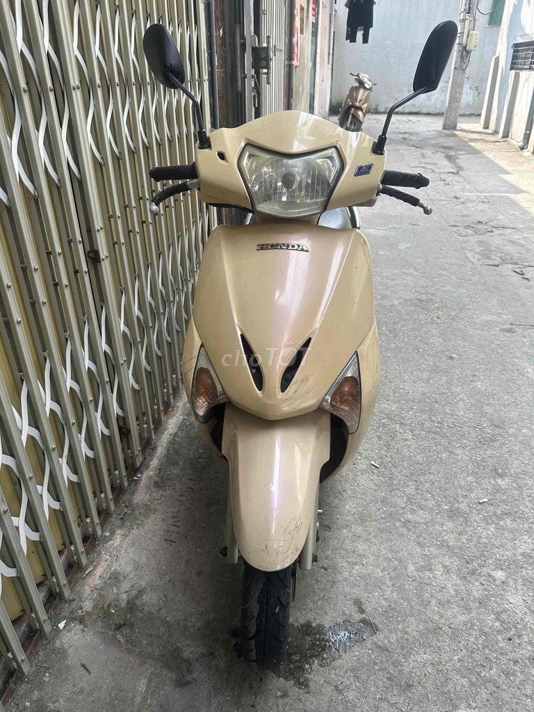 Honda Lead 2011 Vàng kem. Mua bán Xe máy tại Quận Hà Đông Hà Nội được đăng bởi a  tiến  hình 2
