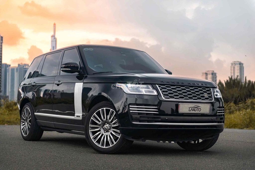 LONG ANH AUTO về Rangerover Autobioraphy 2014. Mua bán Ô tô tại Quận 7 Tp Hồ Chí Minh được đăng bởi LongAnh AuTo  hình 1