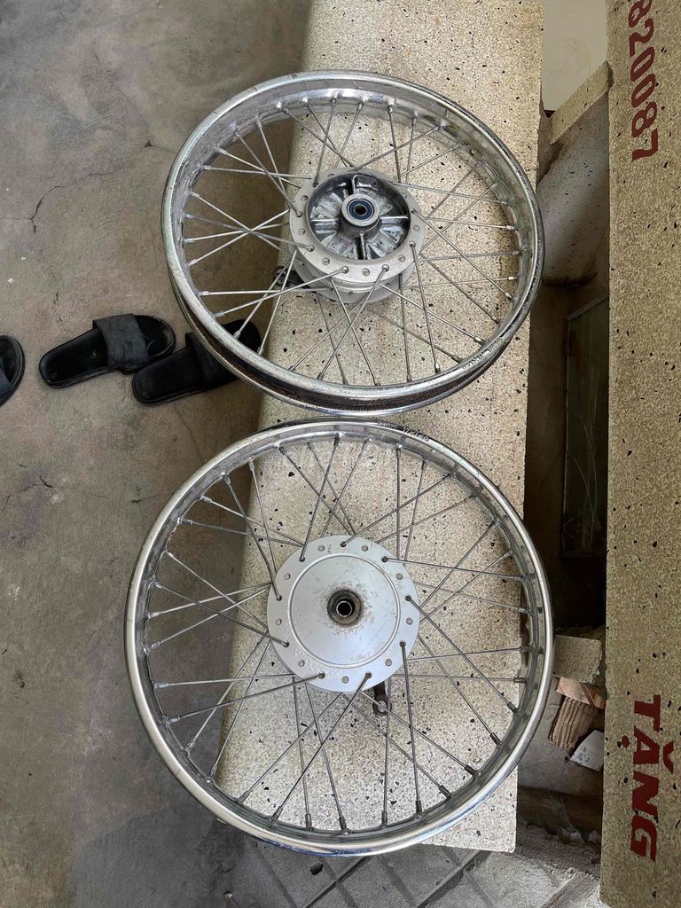 Vành xe máy Wave 110 Kim loại Bạc Đã sử dụng. Mua bán Phụ tùng xe tại Thành phố Sóc Trăng Sóc Trăng được đăng bởi Ngọc Ân  hình 2