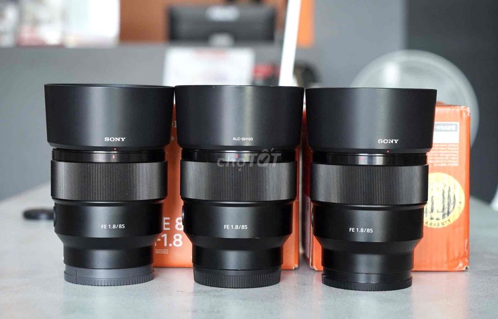 Ống kính Sony FE 85 f1.8 Như mới. Mua bán Máy ảnh, Máy quay tại Thành phố Long Xuyên An Giang được đăng bởi CHUCAMRA hình 1