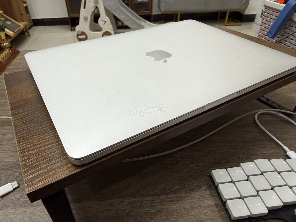 Apple Macbook Pro 2018 Core i5 8GB/256GB. Mua bán Laptop tại Thành phố Thủ Dầu Một Bình Dương được đăng bởi Quoc Ai Uong hình 1