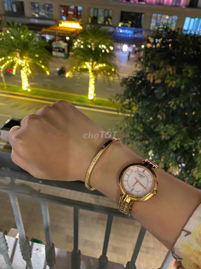 Bán đồng hồ Tissot chính hãng đã qua sd xài tốt