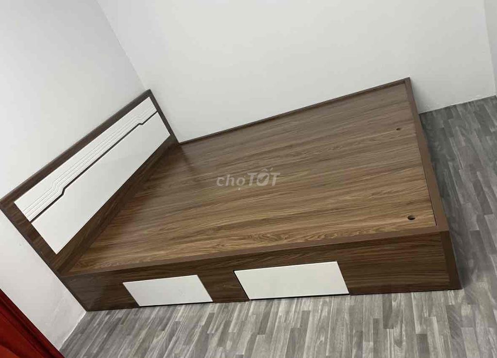 Giường gỗ MDF 1m6x2m Nâu. Mua bán Giường, chăn ga gối nệm tại Quận Bình Thạnh Tp Hồ Chí Minh được đăng bởi Hong Le hình 1