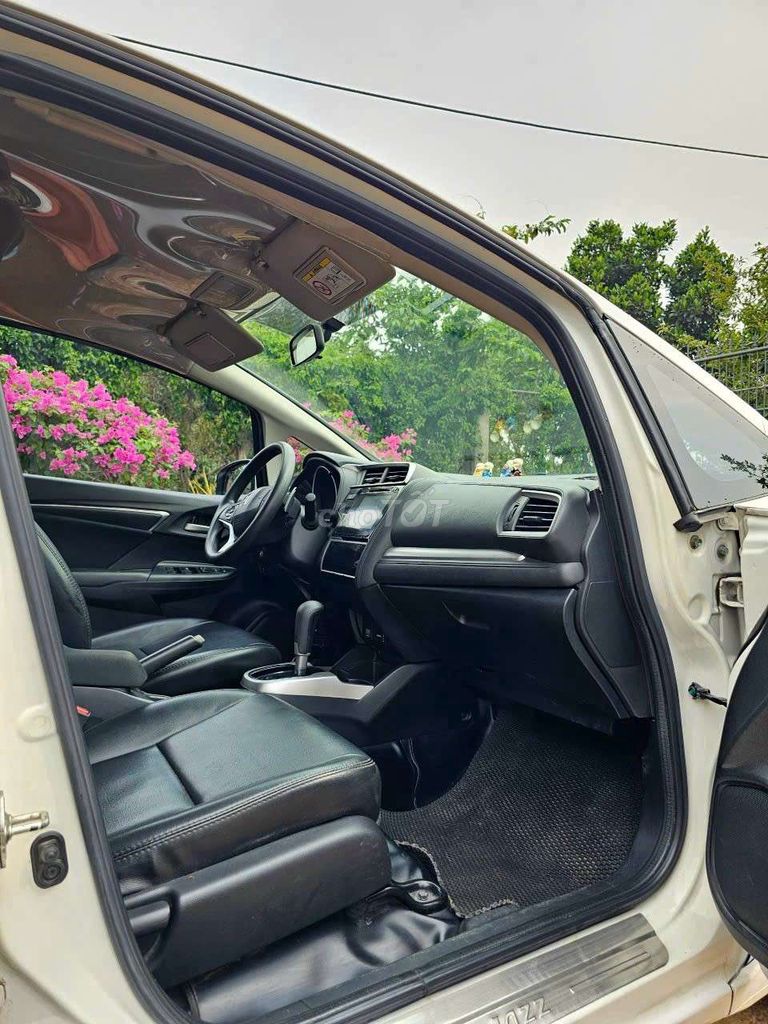 Honda Jazz. Mua bán Ô tô tại Quận Gò Vấp Tp Hồ Chí Minh được đăng bởi Hưng hình 5