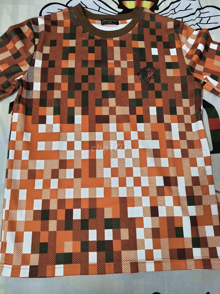 ÁO THUN LOUIS SIZE M. Mua bán Quần áo tại Quận 10 Tp Hồ Chí Minh được đăng bởi QUANG ĐỨC hình 1