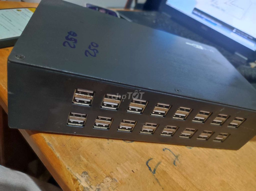 Bộ chia USB Đen 200W 2A. Mua bán Phụ kiện (Màn hình, Chuột...) tại Quận Gò Vấp Tp Hồ Chí Minh được đăng bởi Bảo Như hình 1