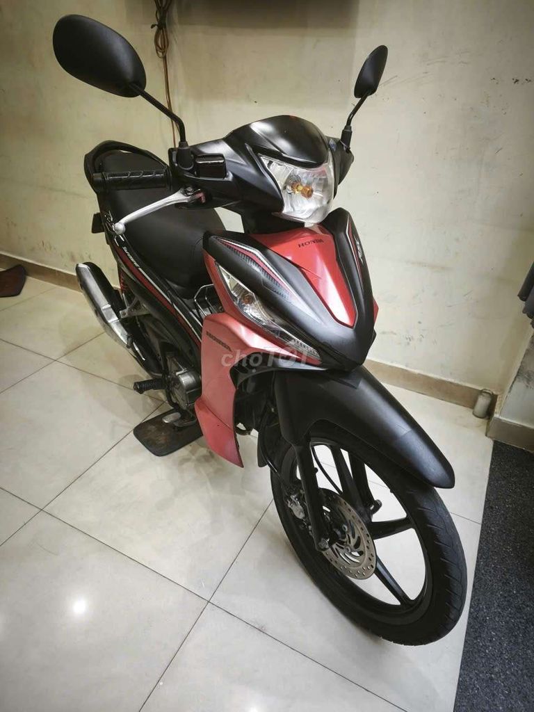 Wave rsx 2017 Fi bstp 1 chu .. Mua bán Xe máy tại Quận 3 Tp Hồ Chí Minh được đăng bởi Nhat tin hình 3