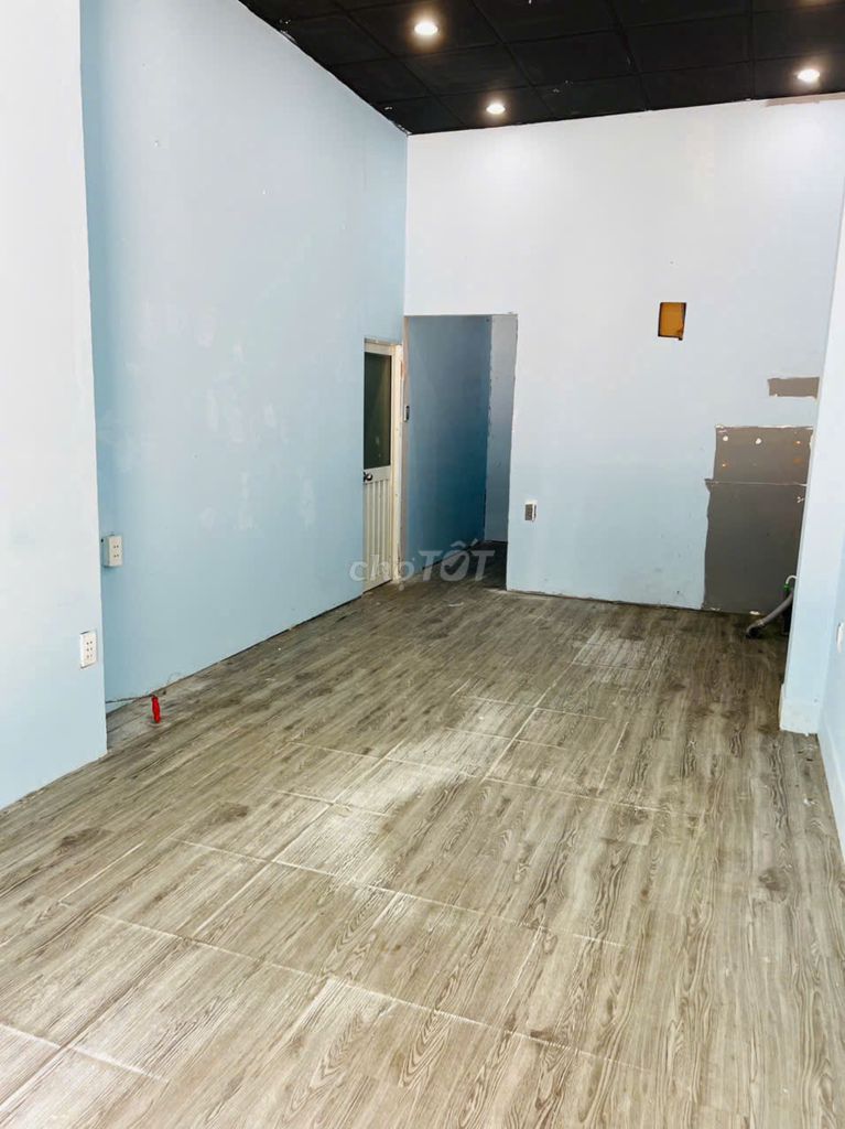 Mặt Bằng Mặt Tiền Bùi Đình Tuý 40m2 Vỉa Hè Siêu Rộng Cho Quán Ăn Tự Do