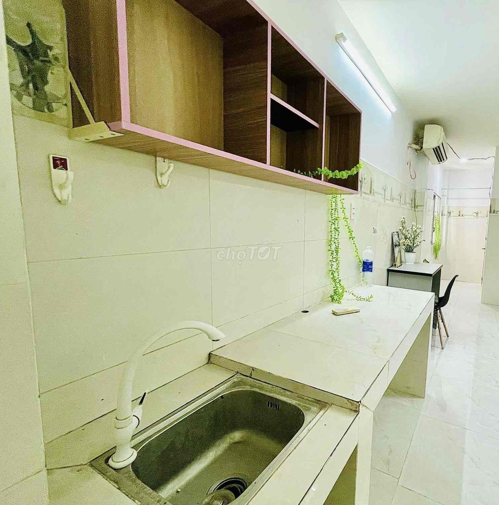 CHdV 2Pn 1Wc Nội Thất Đủ Bình Thạnh Ban Công