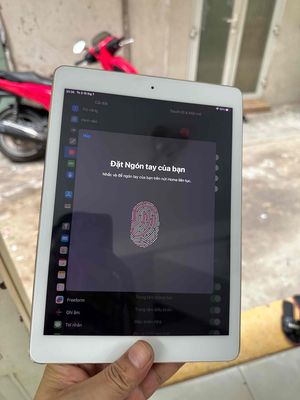 ipad pro 9.7 32gb. Mua bán Máy tính bảng tại Quận 11 Tp Hồ Chí Minh được đăng bởi Phuong