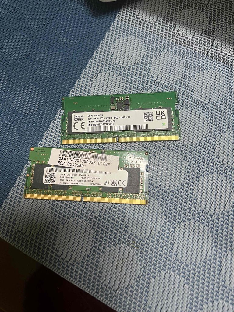 Dư 2 thanh ram 8GB DDR5 laptop, giá rẻ