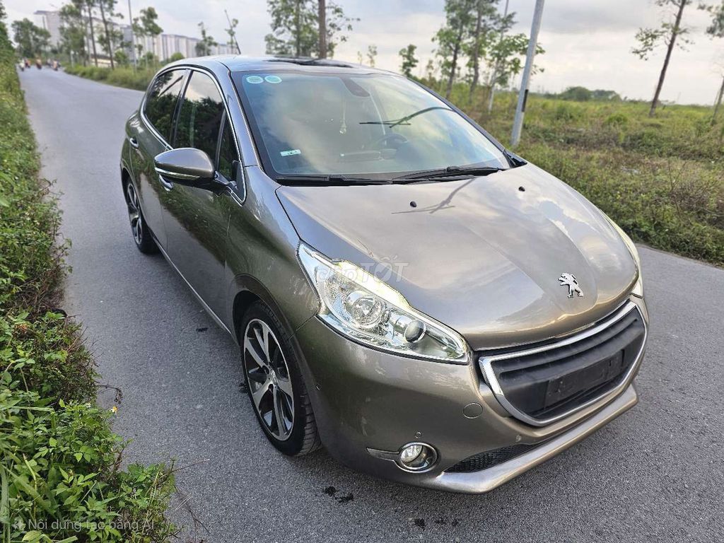 Peugeot 208 tư nhân 1 chủ. Mua bán Ô tô tại Huyện Thanh Oai Hà Nội được đăng bởi chợ ô tô thanh oai hình 2