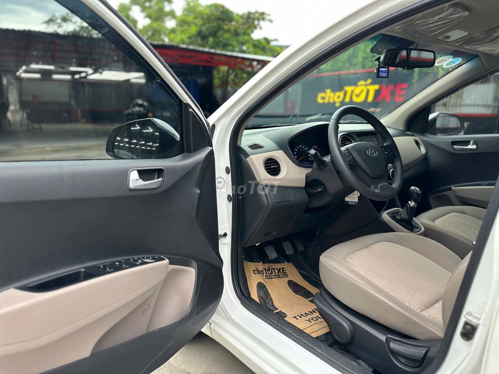 SIÊU CỌP Hyundai i10 1.2MT Sedan 2020 19,000km Zin