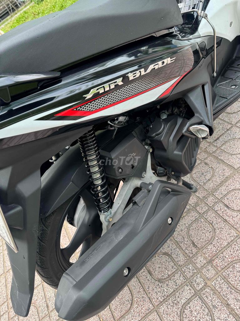 Honda Air Blade 125 2014 Bs Thành Phố. Mua bán Xe máy tại Quận Gò Vấp Tp Hồ Chí Minh được đăng bởi Cầm Đồ Cường Phát hình 10