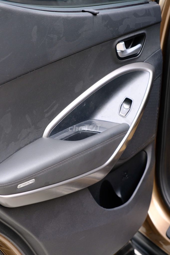 Hyundai Santa Fe 4WD 2015 - 75000 km. Mua bán Ô tô tại Quận Tân Phú Tp Hồ Chí Minh được đăng bởi HYUNDAI MIỀN NAM hình 12