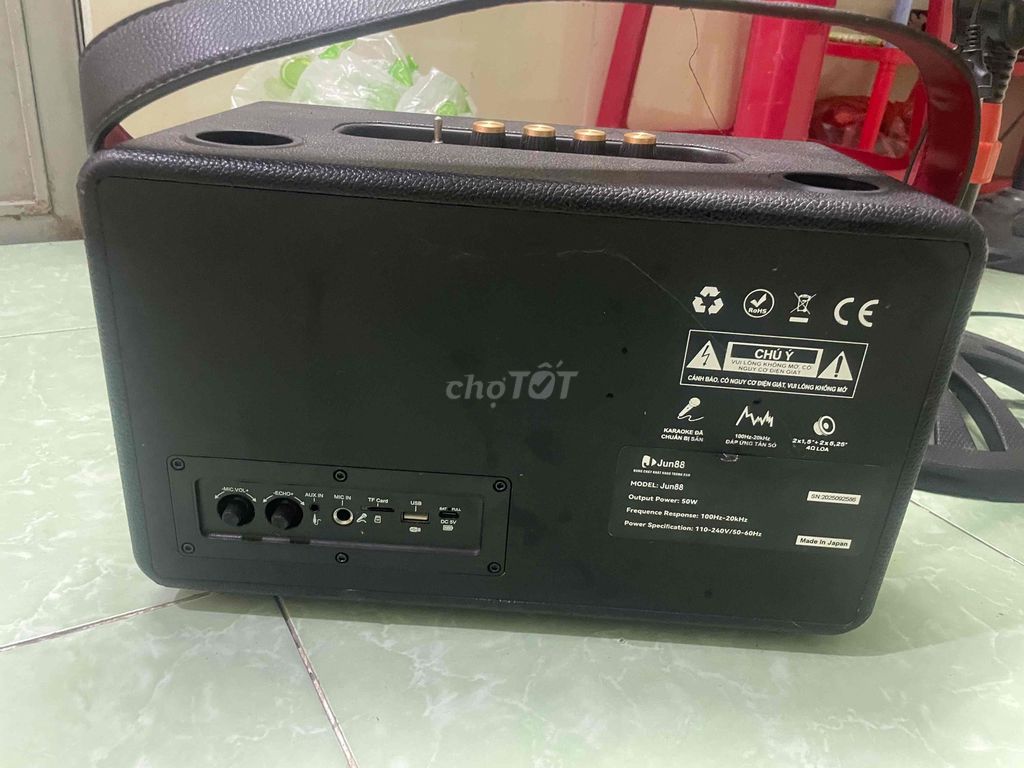 Loa karaoke Jun88 Đen, Vàng Kèm micro. Mua bán Tivi, Âm thanh tại Quận Liên Chiểu Đà Nẵng được đăng bởi Ken Po hình 1