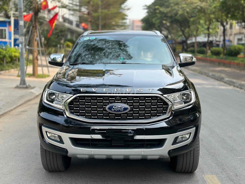 Bán Ford Everest 2021 Titanium 2.0AT 4WD Đen 2 Cầu