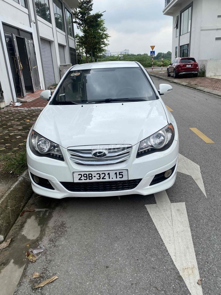 Hyundai Avante 2014 1.6 AT - 180000 km. Mua bán Ô tô tại Huyện Gia Lâm Hà Nội được đăng bởi Nguyễn văn Đề hình 1