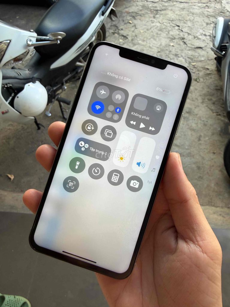 Apple iPhone Xs Max 64GB Trắng Đã sử dụng. Mua bán Điện thoại tại Thành phố Buôn Ma Thuột Đắk Lắk được đăng bởi Ngọc Mai Mobile hình 1