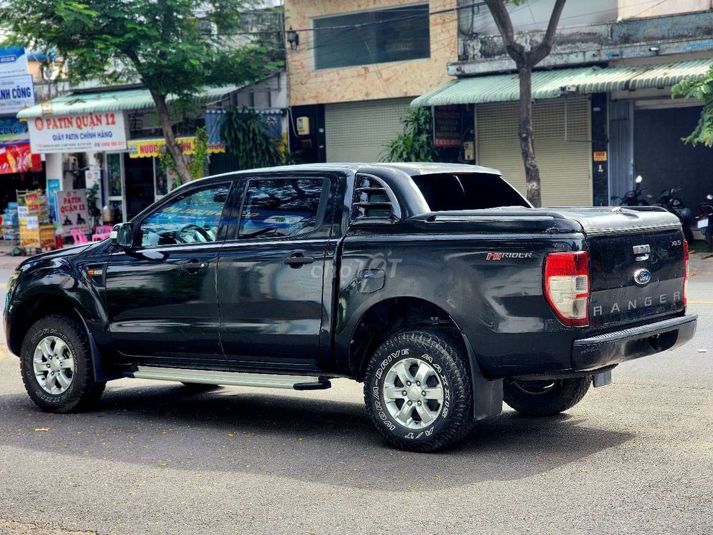 Ford Ranger 2013 XLS 2.2 4x2 MT Chinh chu gốc sg