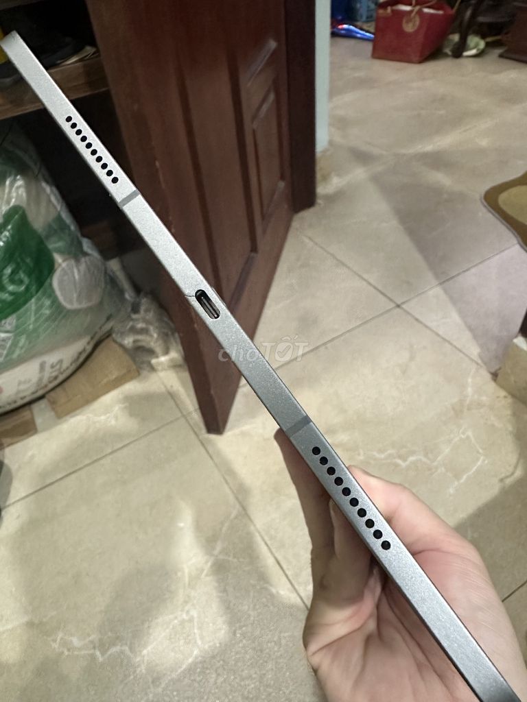 Apple iPad Pro 12.9 M2 256GB 5g. Mua bán Máy tính bảng tại Quận Long Biên Hà Nội được đăng bởi Nguyễn Văn Anh hình 1