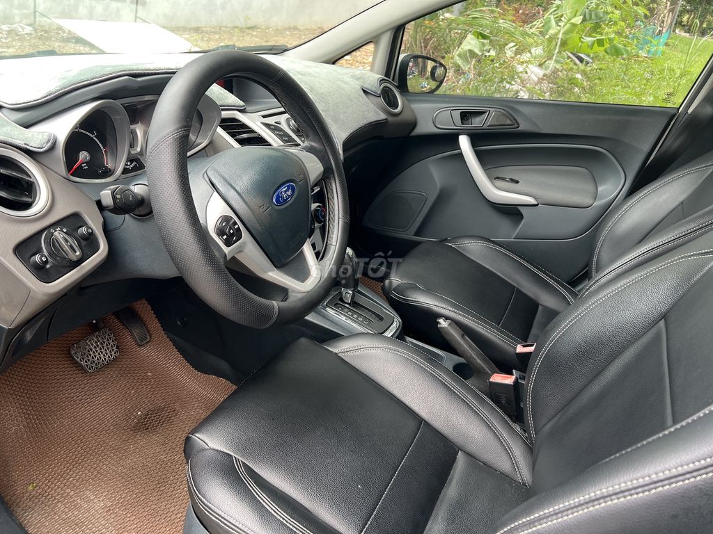 Ford Fiesta 2013 Sport 1.6 AT - 95000 km. Mua bán Ô tô tại Quận Liên Chiểu Đà Nẵng được đăng bởi Phát hình 4