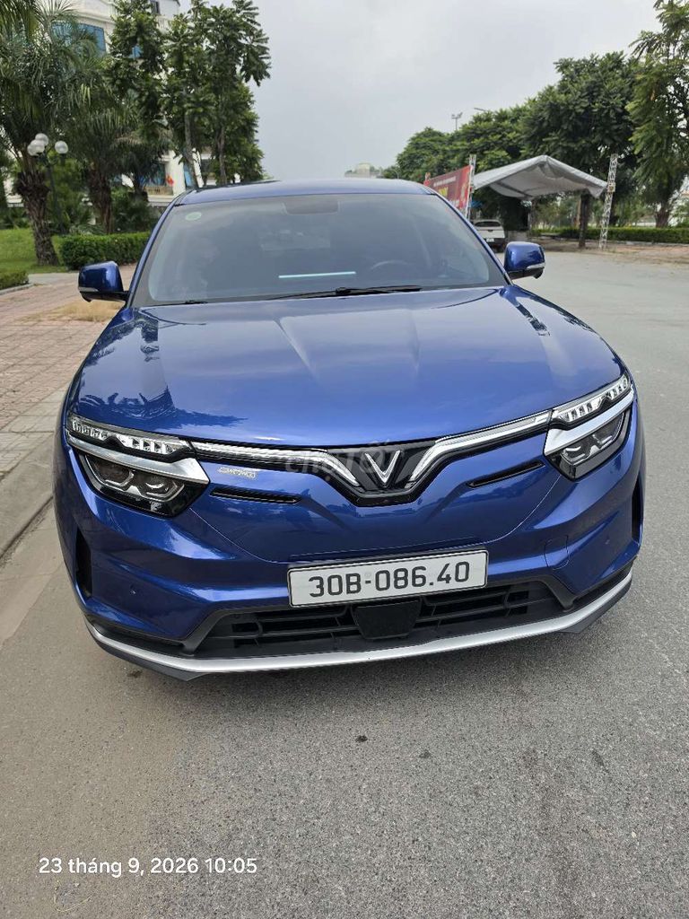 VinFast VF8S 2024, пробег 13000 км, от собственника