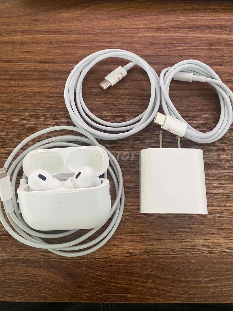 Em cần tiền bán gấp bộ sạc nhanh iPhone 199k tặng. Mua bán Phụ kiện (Màn hình, Chuột...) tại Thành phố Biên Hòa Đồng Nai được đăng bởi Tân Phùng hình 2