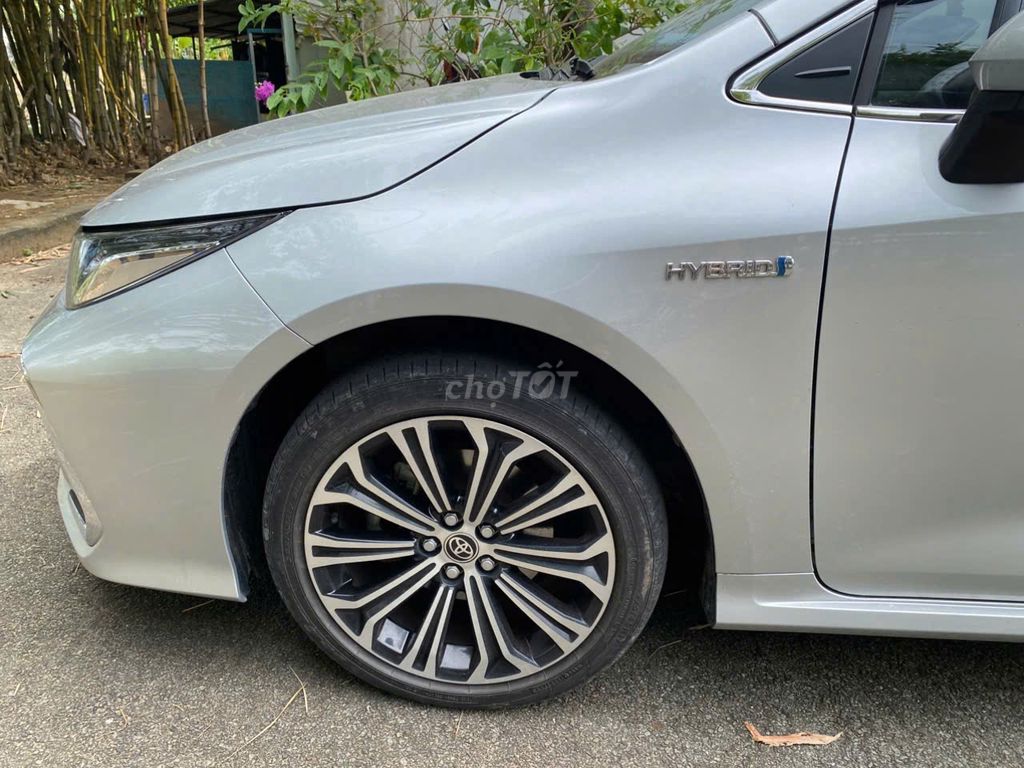 Toyota Corolla Altis Hybrid 2022 - 46088 km. Mua bán Ô tô tại Quận 3 Tp Hồ Chí Minh được đăng bởi VÕ NGỌC HOÀNG hình 5