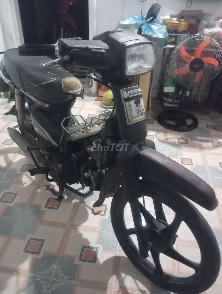 Dream k.o gj.ấy .đạp 1 cái nổ. Máy êm.. Mua bán Xe máy tại Thành phố Vĩnh Long Vĩnh Long được đăng bởi Tuấn hình 3