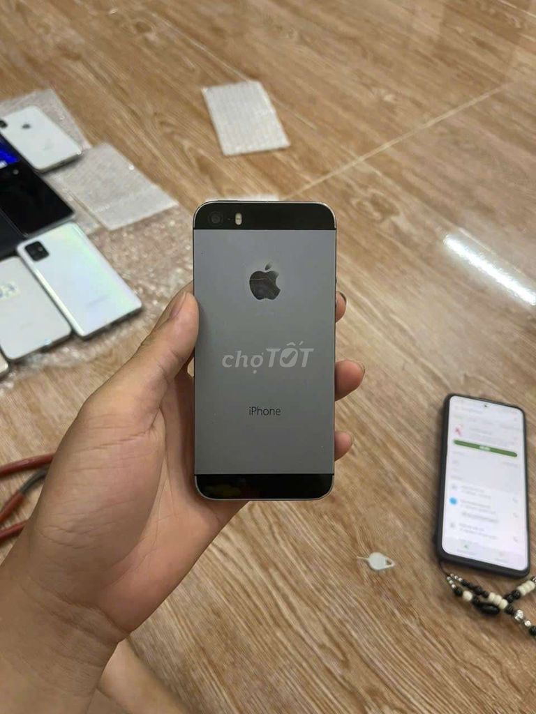 iPhone 5s, 32g, full vân, ios 12. Mua bán Điện thoại tại Thành phố Thủ Dầu Một Bình Dương được đăng bởi Phước Mobile hình 1