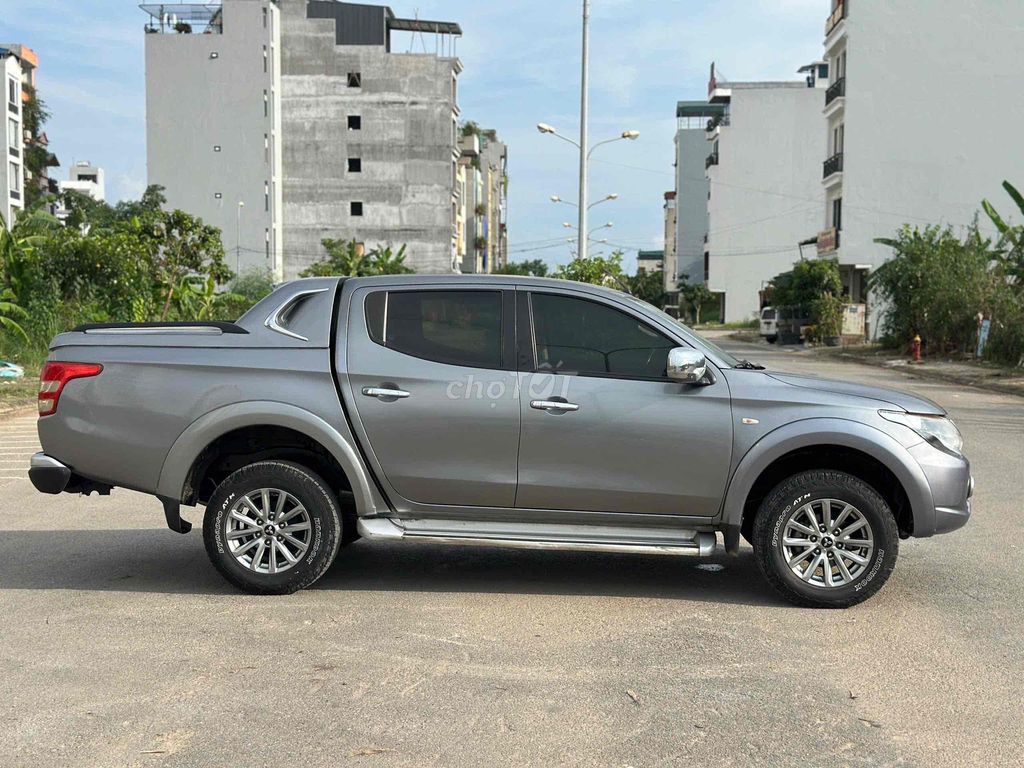 Mitsubishi Triton 2017 2 cầu. Mua bán Ô tô tại Quận Hà Đông Hà Nội được đăng bởi Hiệp Xoăn Hà Đông hình 18